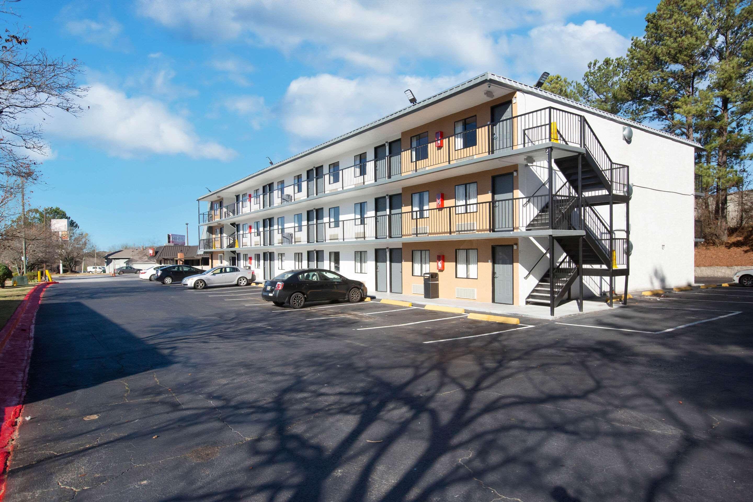 Econo Lodge Lithonia Exterior photo